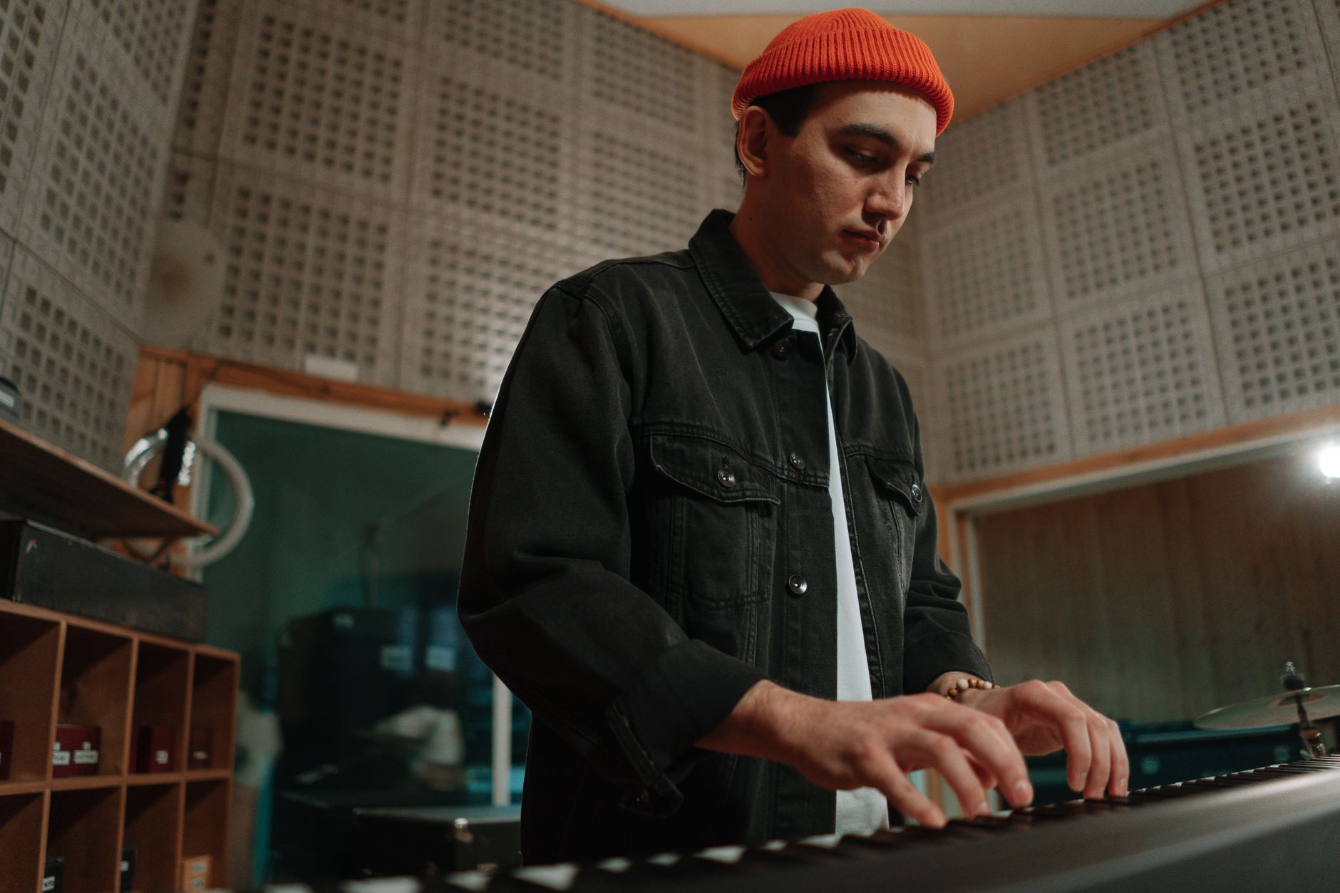 Fix Before Limiting Small studio setup for checking mix problems before limiting