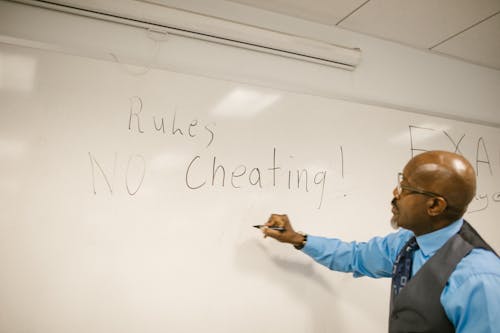 Fotos de stock gratuitas de aula, clases fuera de línea, colegio