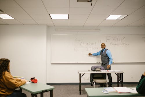 Ingyenes stockfotó egyetemi tanár, fekete ember, fekete férfi témában