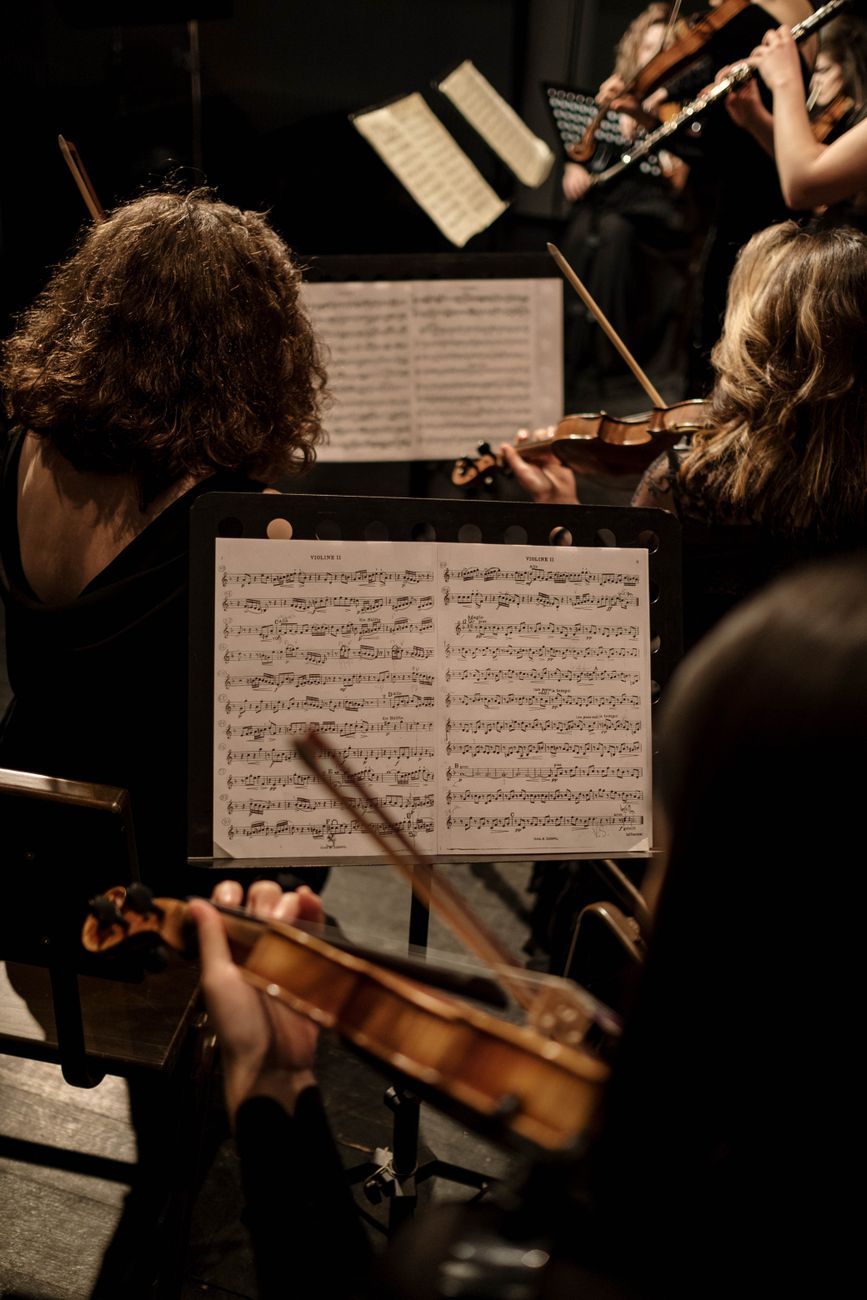 Gratis stockfoto met artistieke expressie, bladmuziek, boog