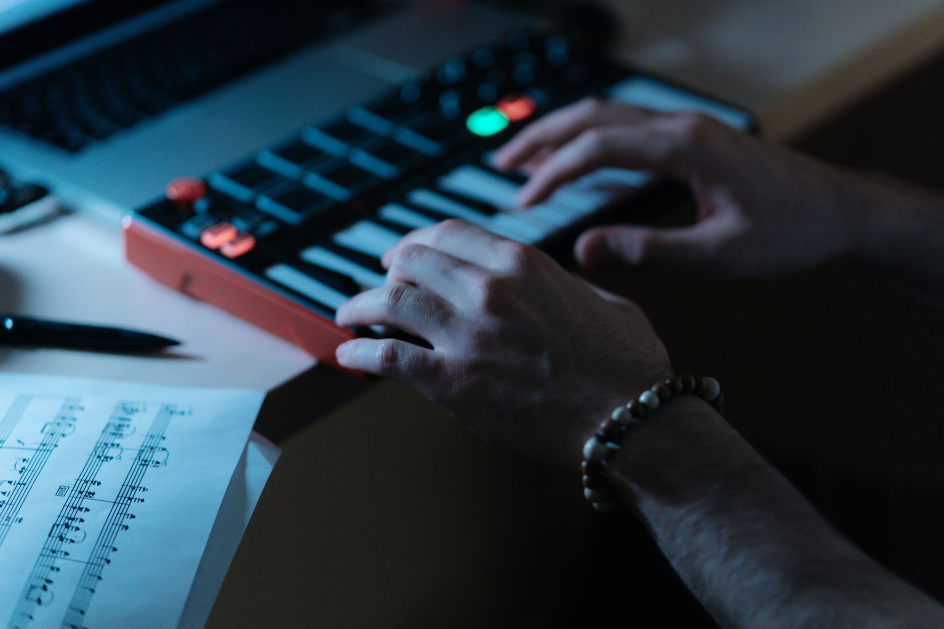 Synthesia's AI Roleplay Sessions Open New Revenue Streams in Corporate Training