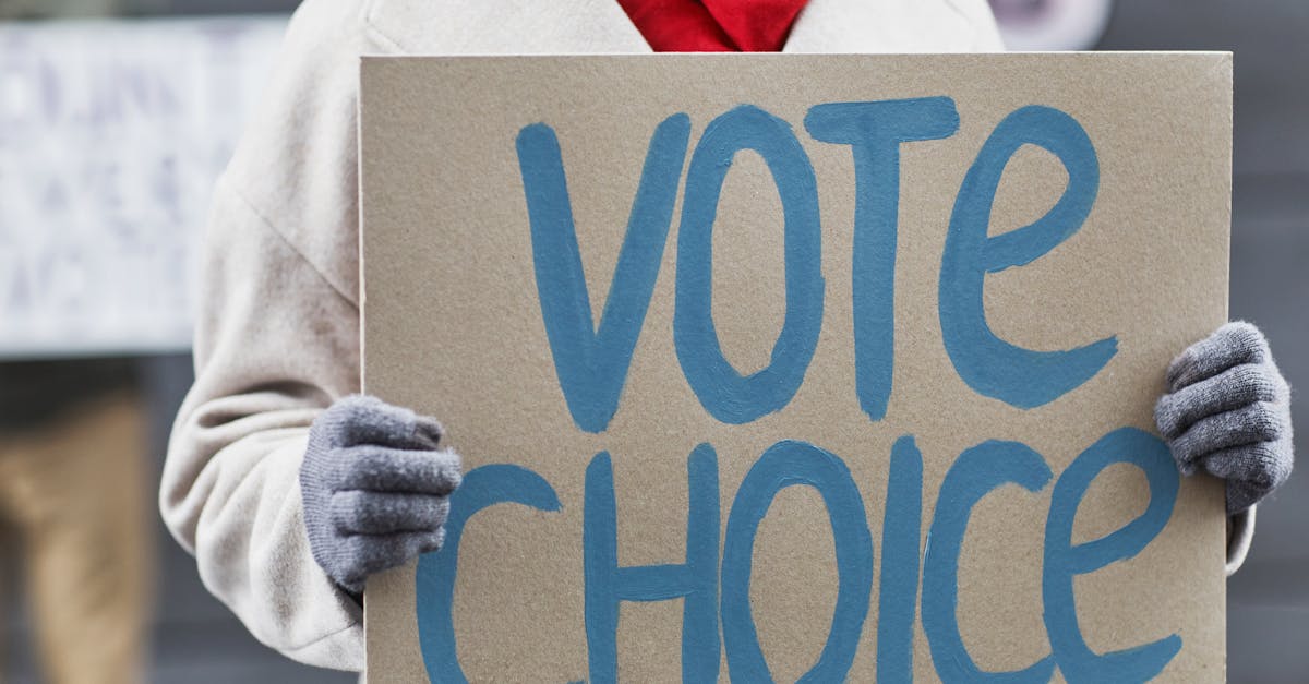 禁用小紅書引爭議 黃士修批劉世芳政治操作失年輕女性支持