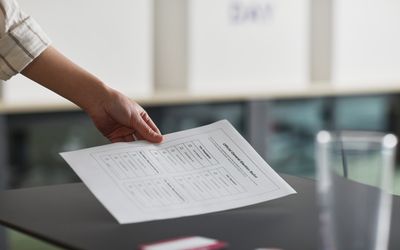 Khảo sát mới: CAQ tụt xuống thứ ba, PCQ đạt 17% trong bầu cử Quebec