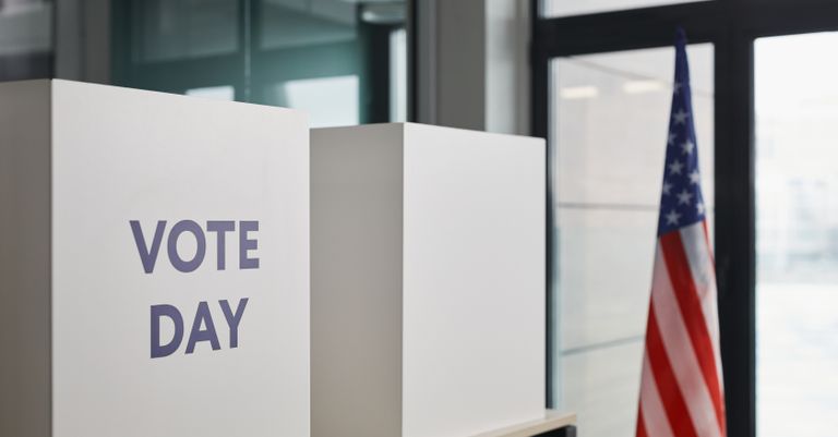 Trump votes early in Florida midterms