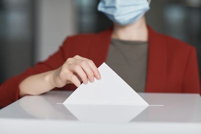 Zcash just hit $880 and holders are voting on the network's future. The snapshot is today.