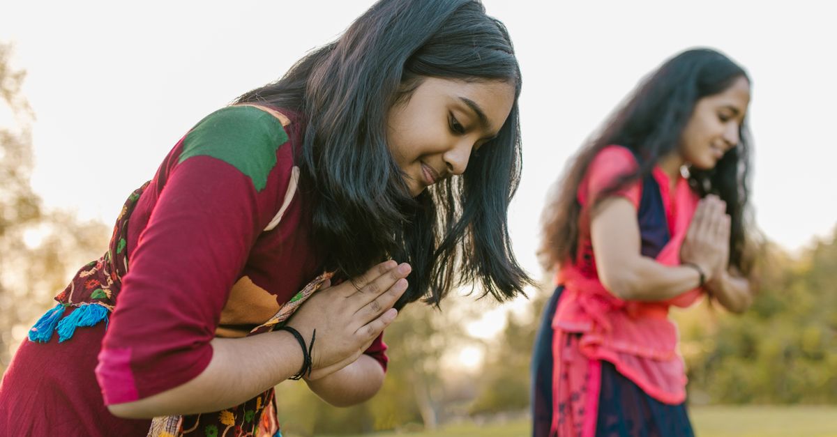 fMRI brain scan comparison between prayer and secular meditation showing prefrontal cortex activity