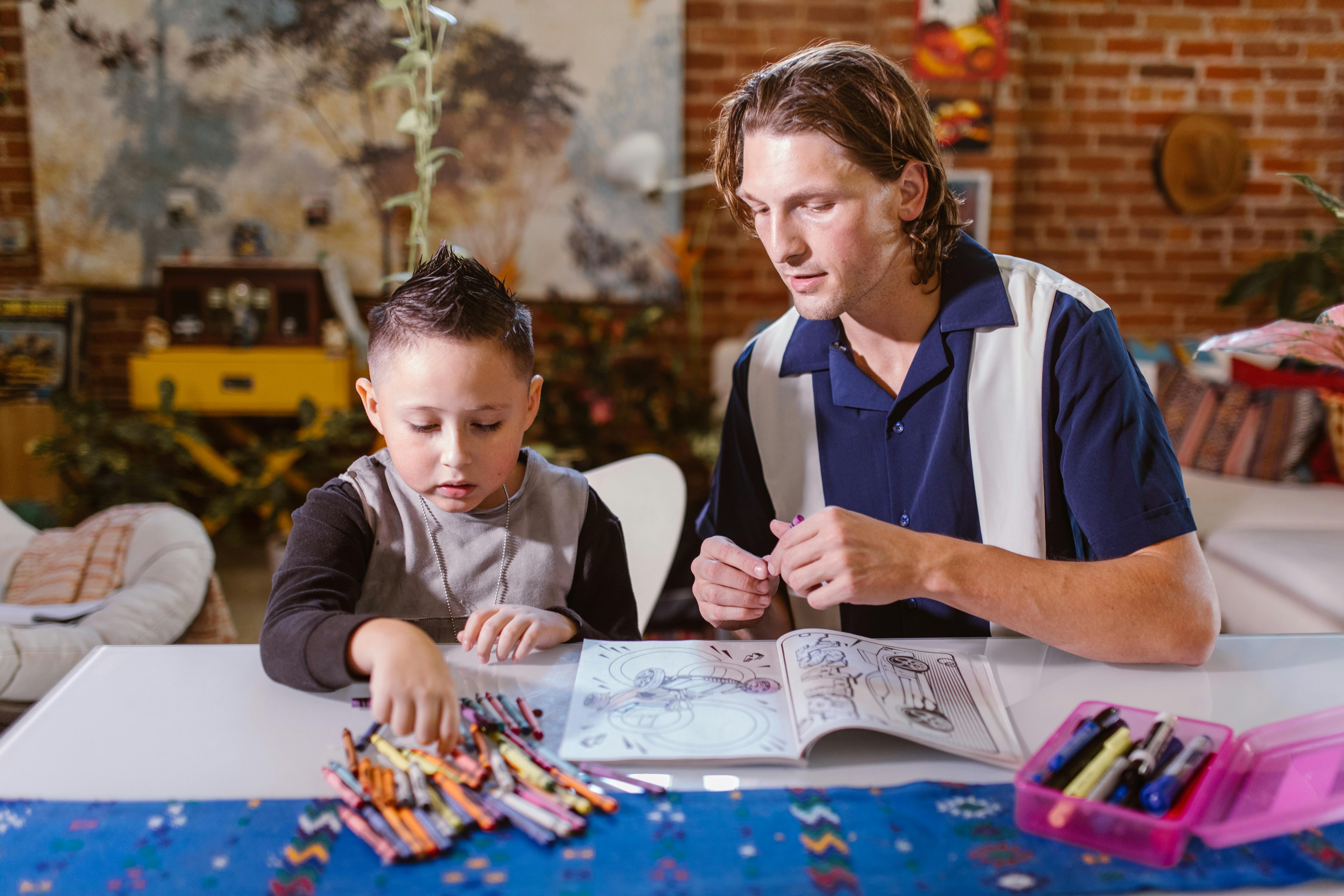 Kids Painting Stock Illustrations – 46,306 Kids Painting Stock