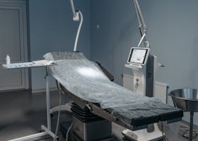 das Untersuchungszimmer