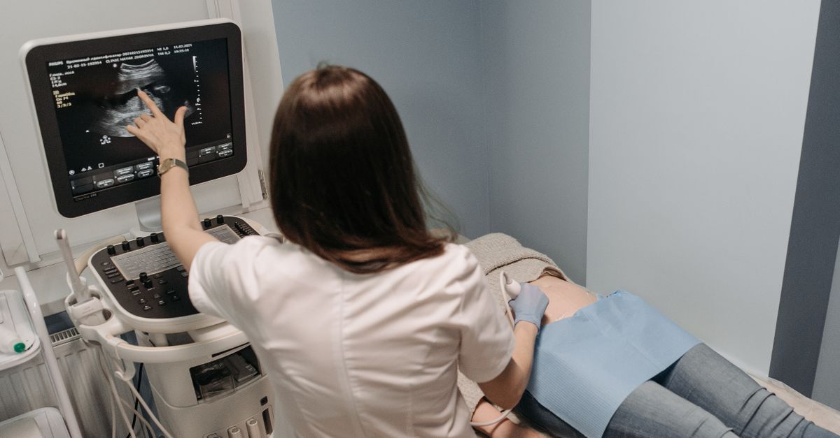 State-Owned Investors Boost Indian Hospital Chain's IPO Success