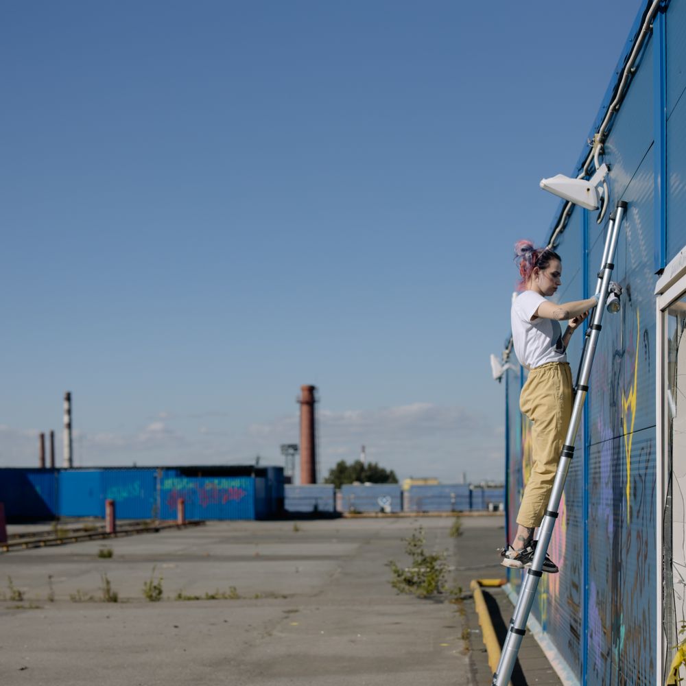 Painters and Decorators in Dalston — a freshly painted, spotless finish