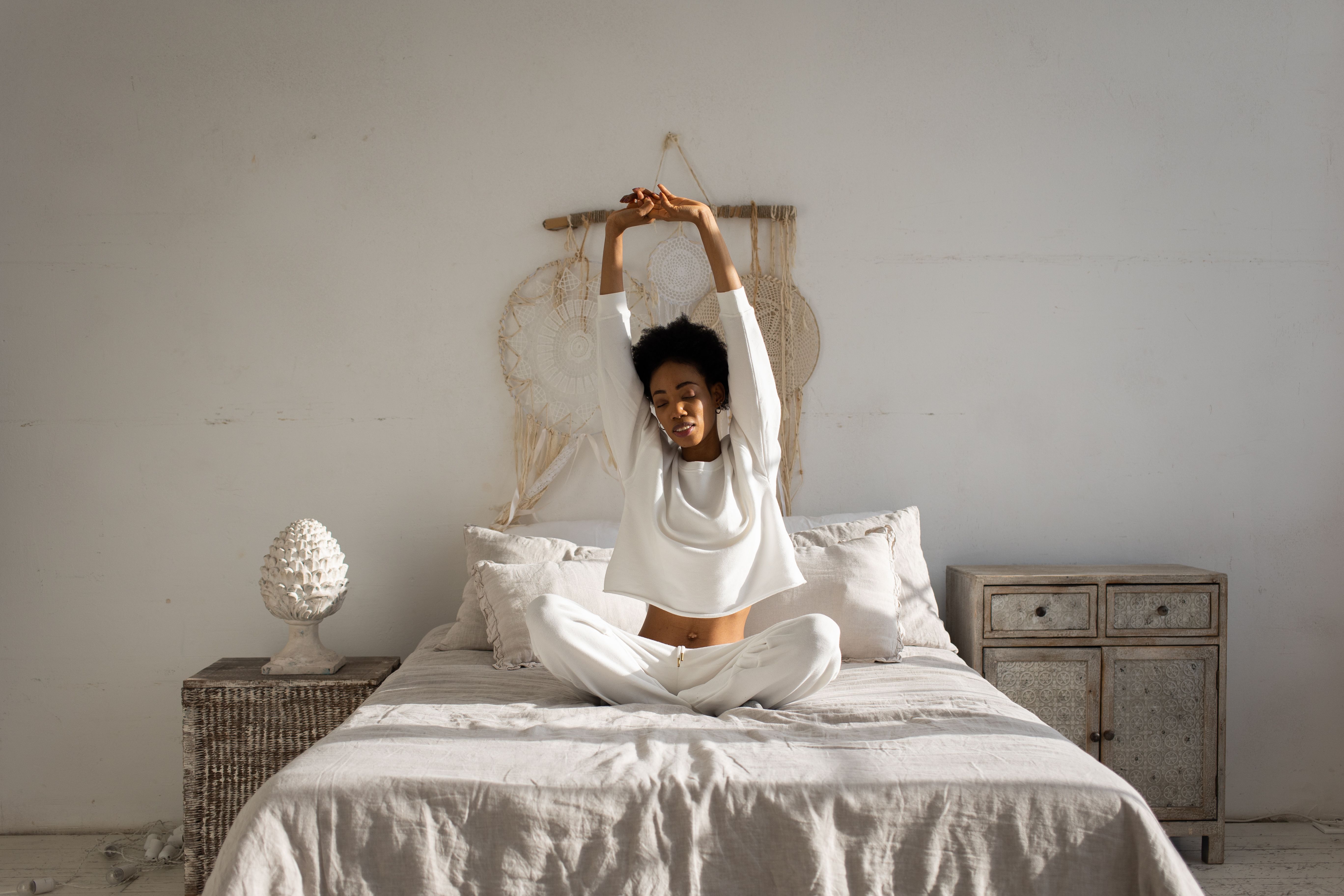 Yoga du matin : enchaînement simple pour bien se réveiller - Enchaînement simple de yoga du matin en 15 minutes