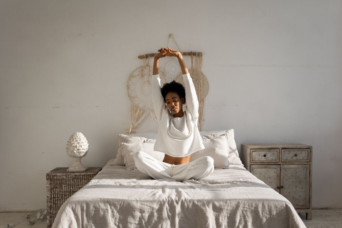 Yoga du matin : enchaînement simple pour bien se réveiller - Enchaînement simple de yoga du matin en 15 minutes