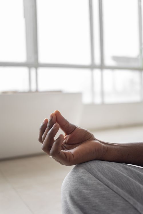 Rested Human Hand Hand of a Person Resting on Knee · Free Stock Photo