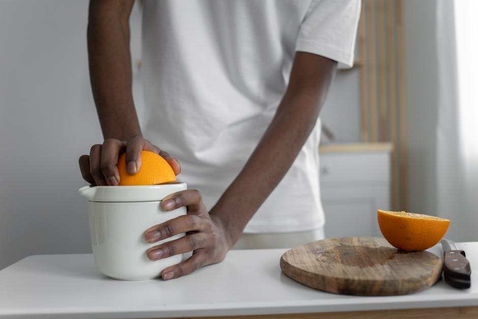 citrus press - perfect cocktails tools