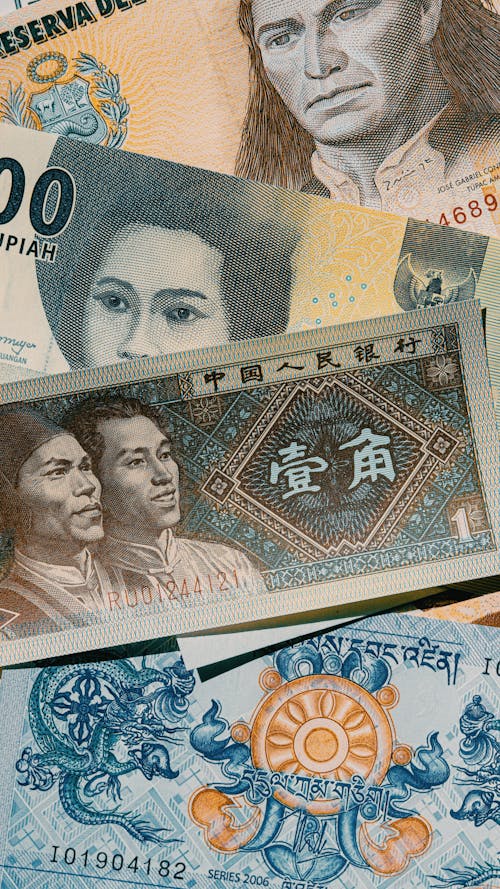 Безкоштовне стокове фото на тему «банкноти, валюта, вертикальні постріл» стокове фото