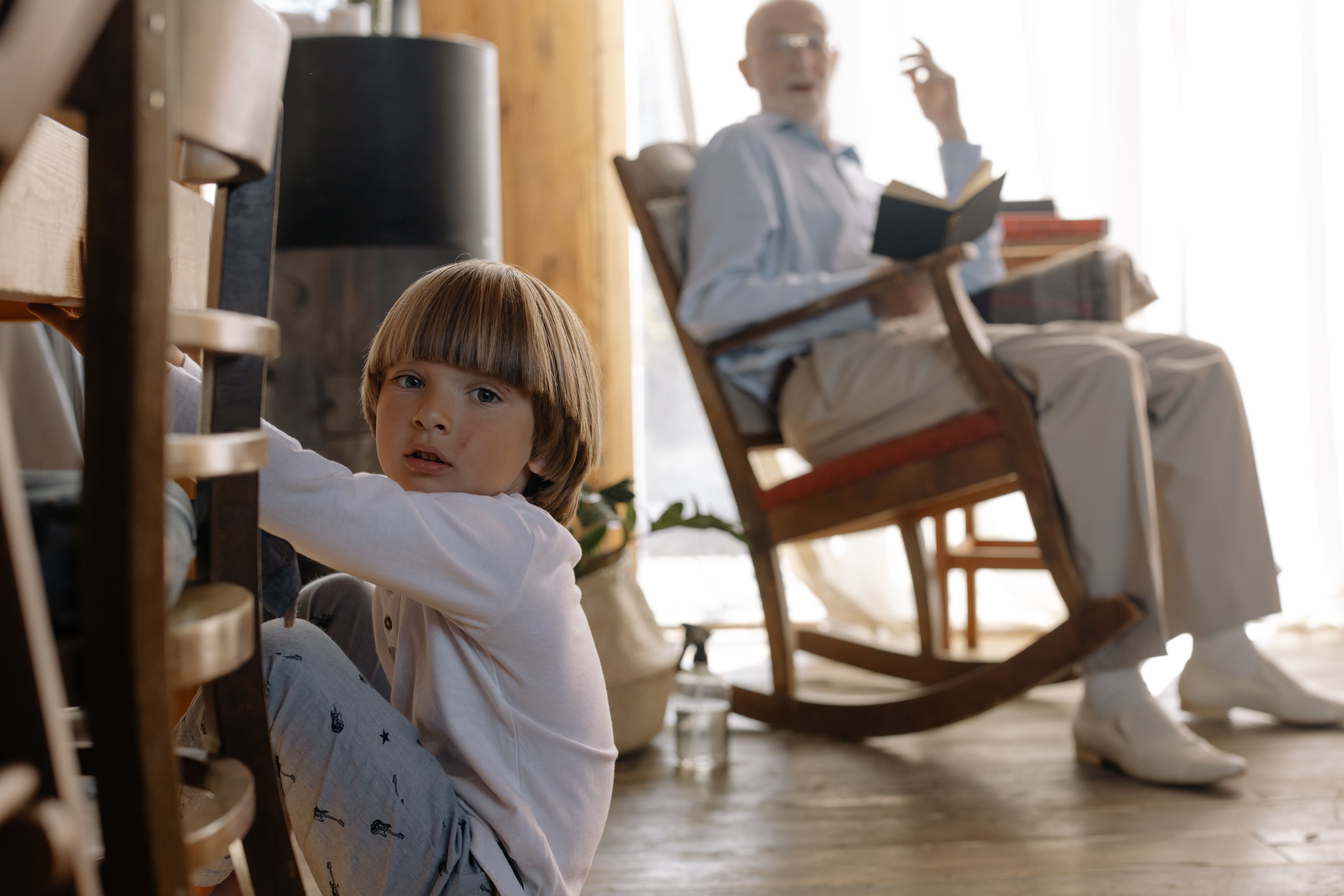 Rocking Chair Photos, Download The BEST Free Rocking Chair Stock Photos ...