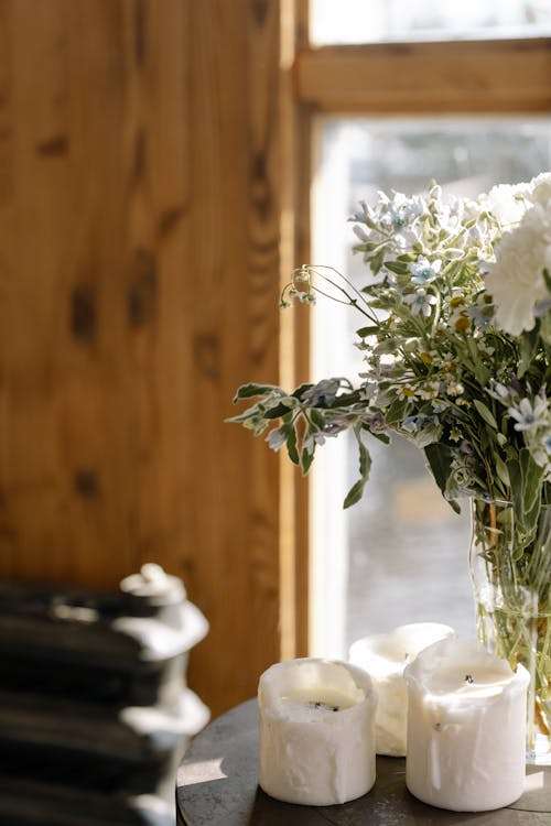 Безкоштовне стокове фото на тему «Букет квітів, вертикальні постріл, декор»