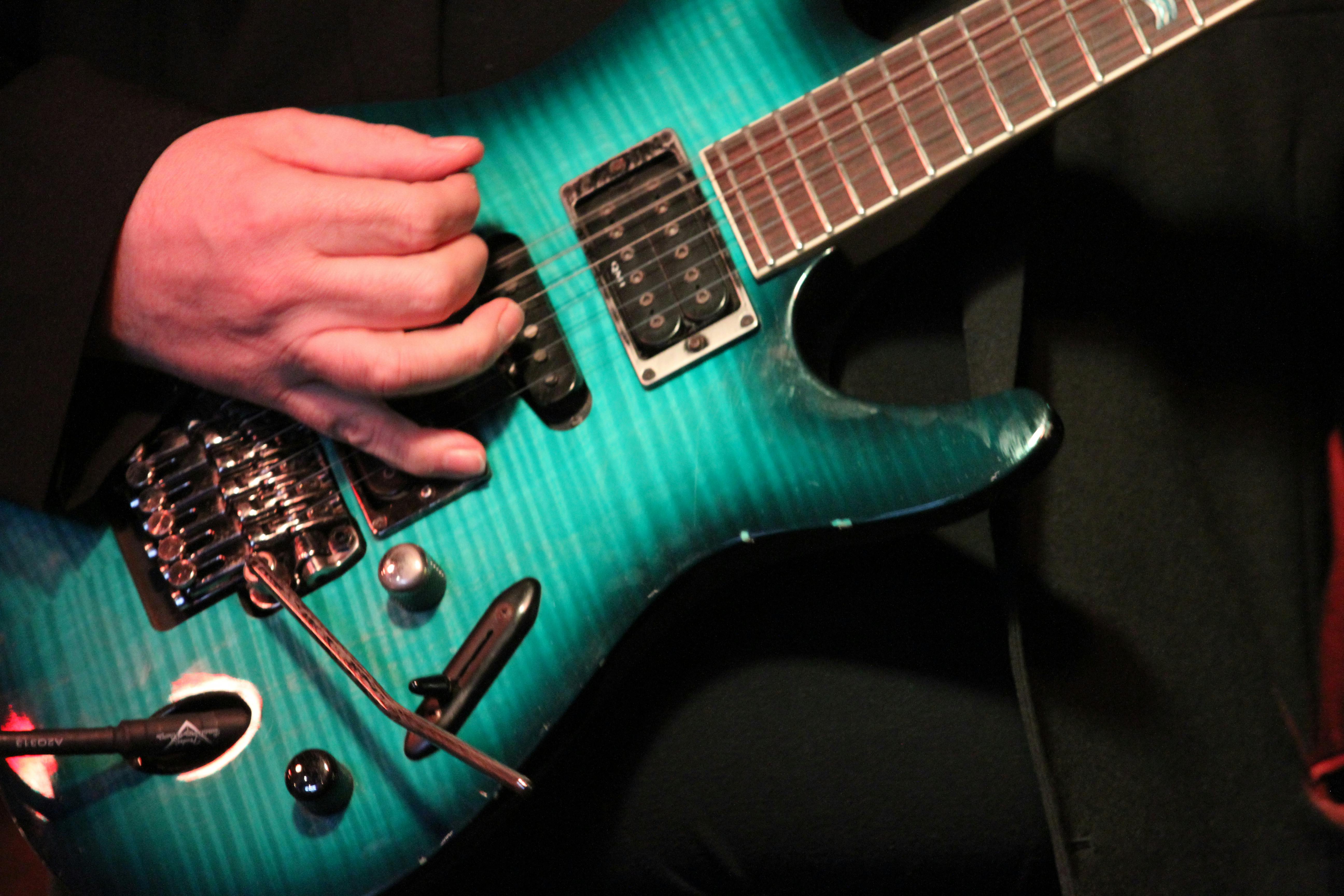 Free stock photo of electric guitar, guitar, guitarist