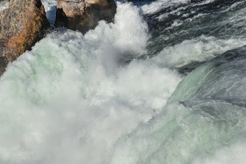 Kostenloses Stock Foto zu besichtigung, fels, fließen