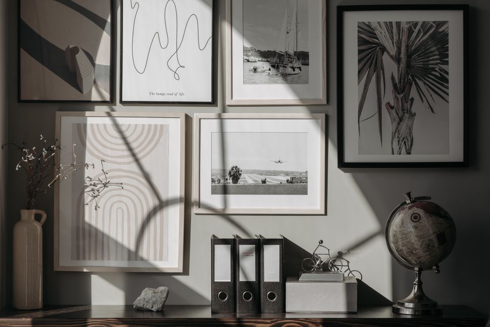 Decoração sala de TV: ideias com painel, rack e mais