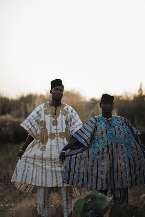 Immagine gratuita di abiti tradizionali, cultura africana, insieme