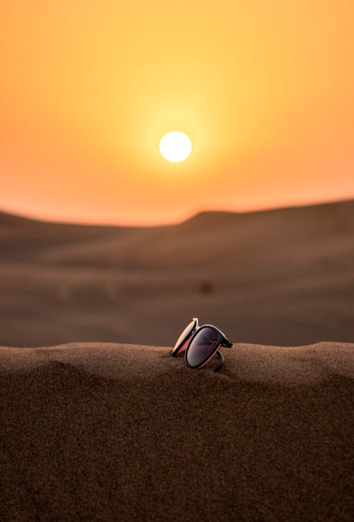 Wayfarer Sonnenbrille Auf Sand Tilt Shift Lens Fotografie