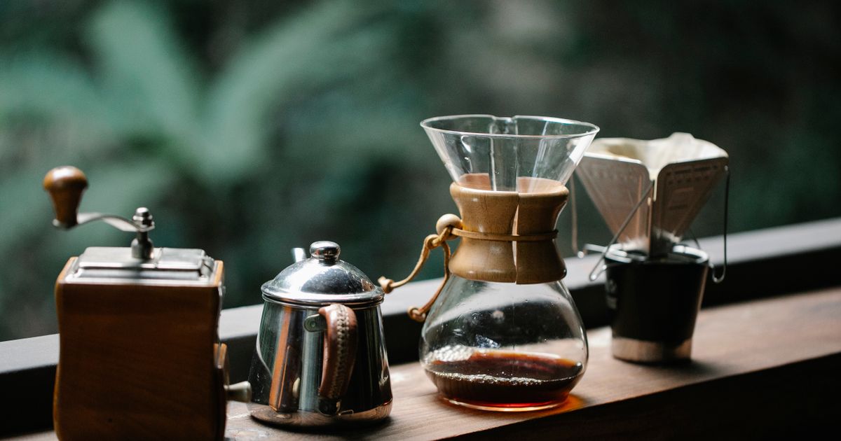 Coffee Station Accessories That Transform UAE Office Pantries