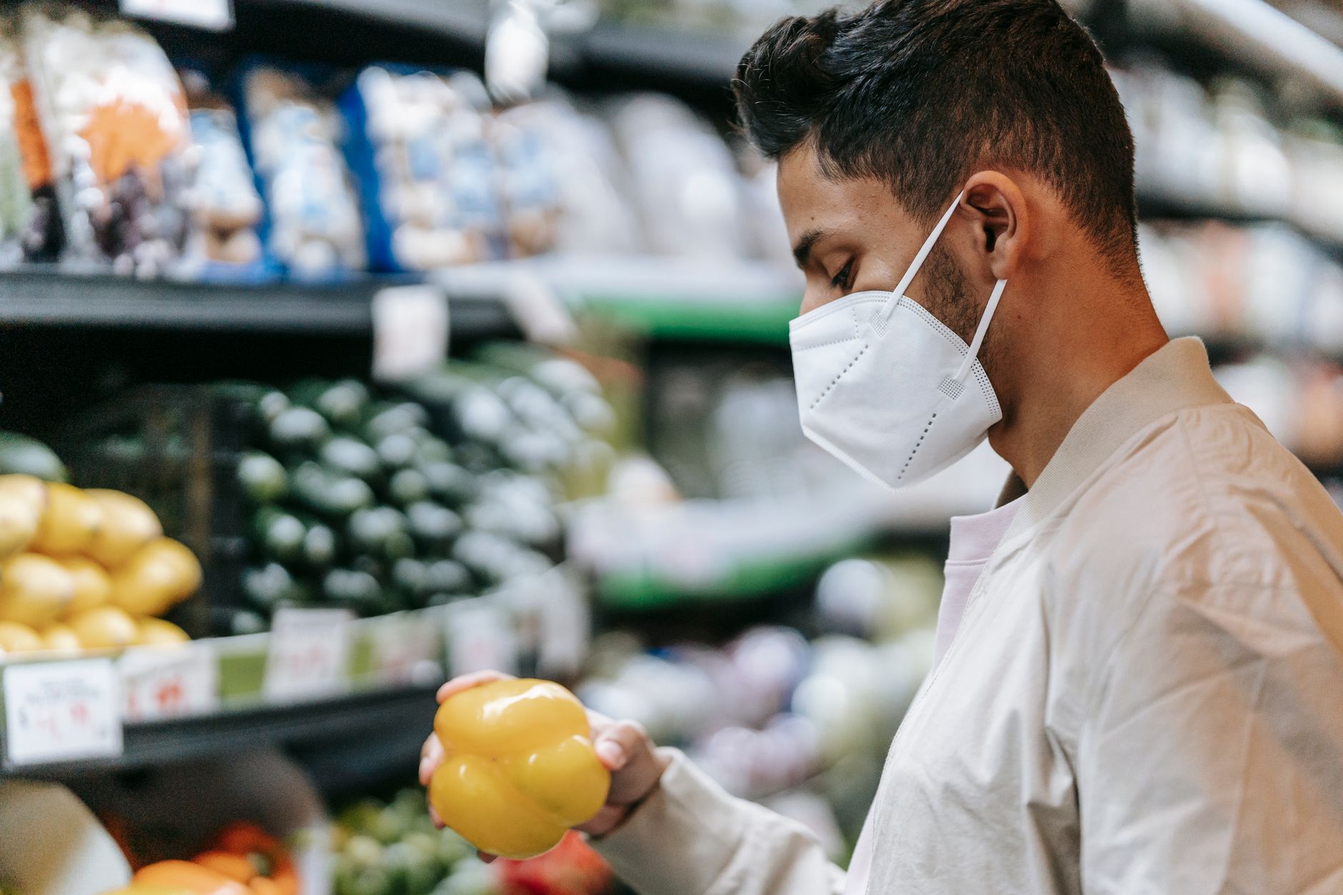 Kroger and Albertsons Face Regulatory Showdown Over Proposed Grocery Consolidation