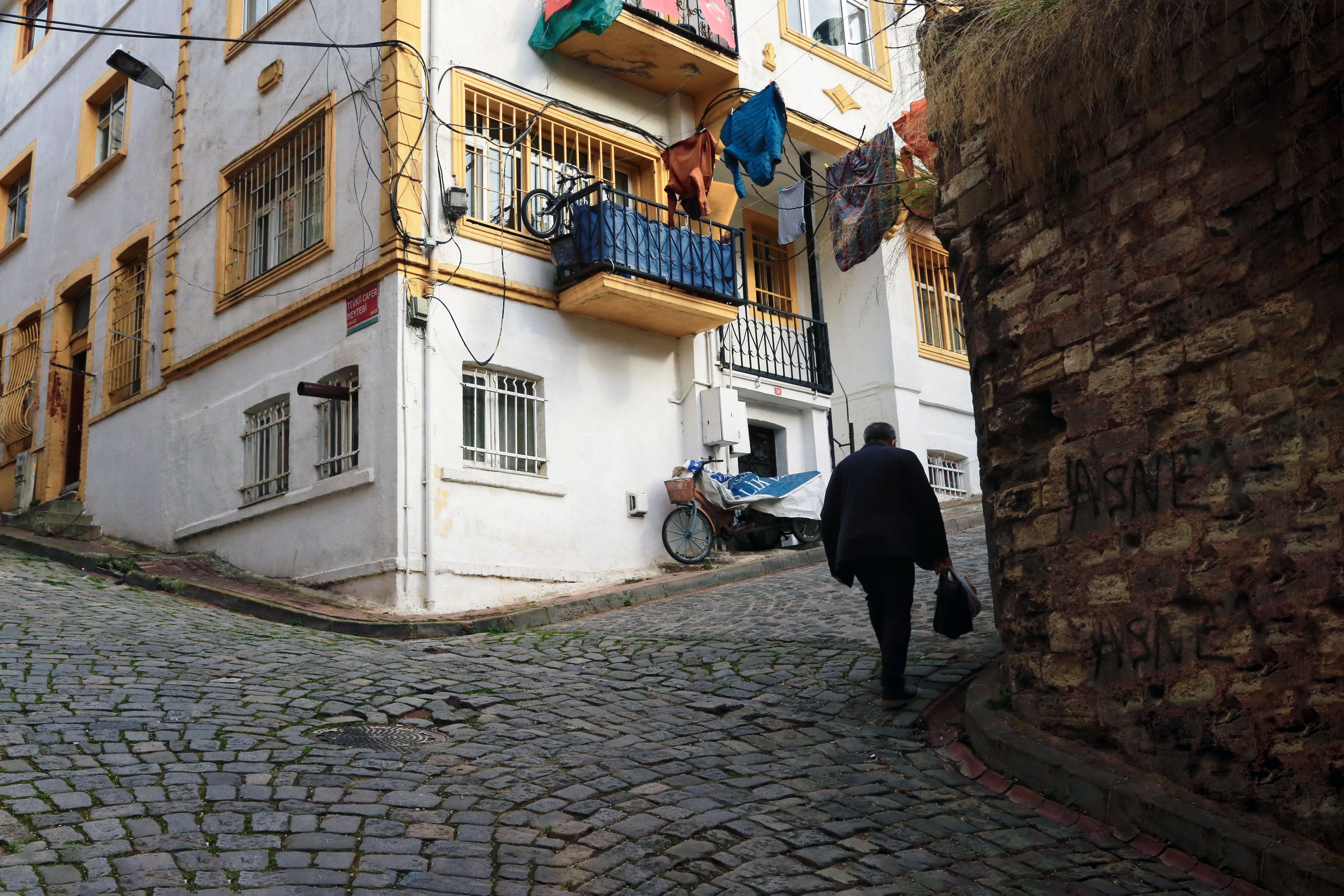 Person using Yandex Haritalar app for navigation in Istanbul, Turkey