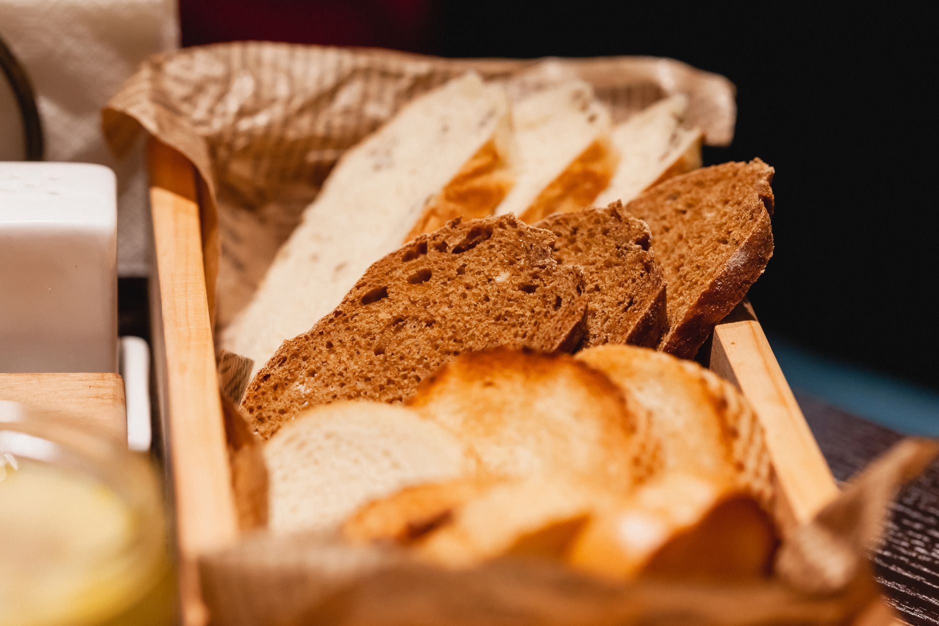 Irritable Bowel Syndrome (IBS) and Bread: What to Eat and What to Avoid