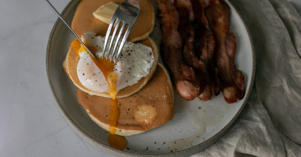 How to cook turkey bacon in the microwave