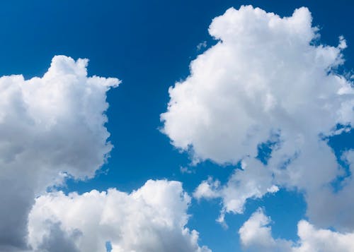 Ilmainen kuvapankkikuva tunnisteilla pilven muodostuminen, sininen taivas, white-pilvet Kuvapankkikuva