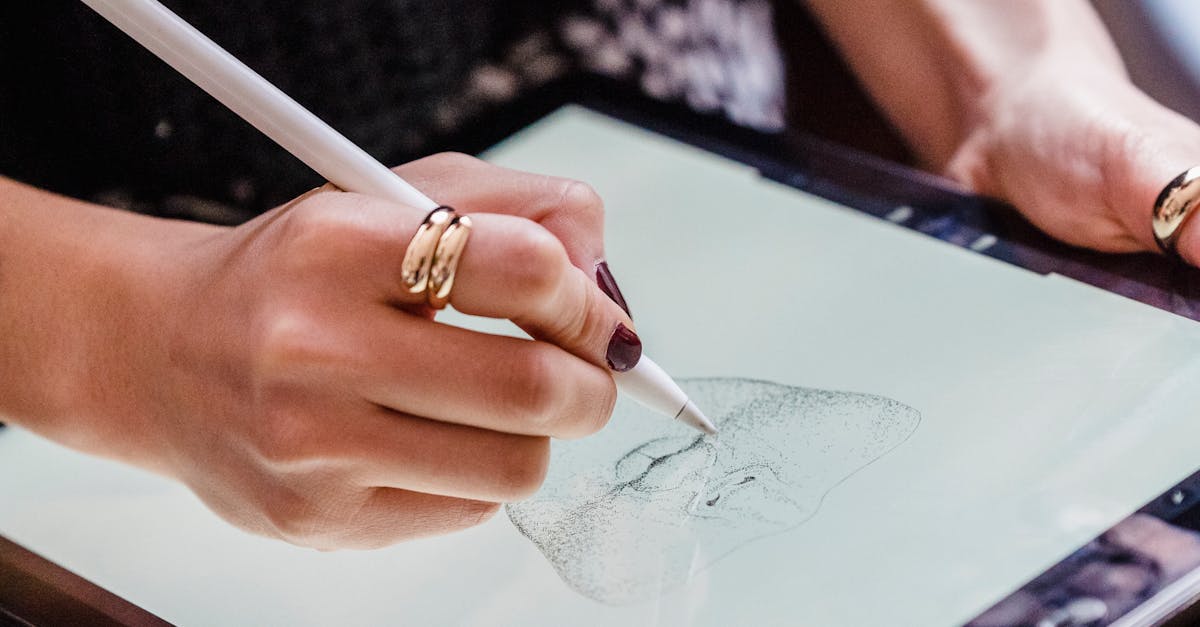 How to draw a zombie hand