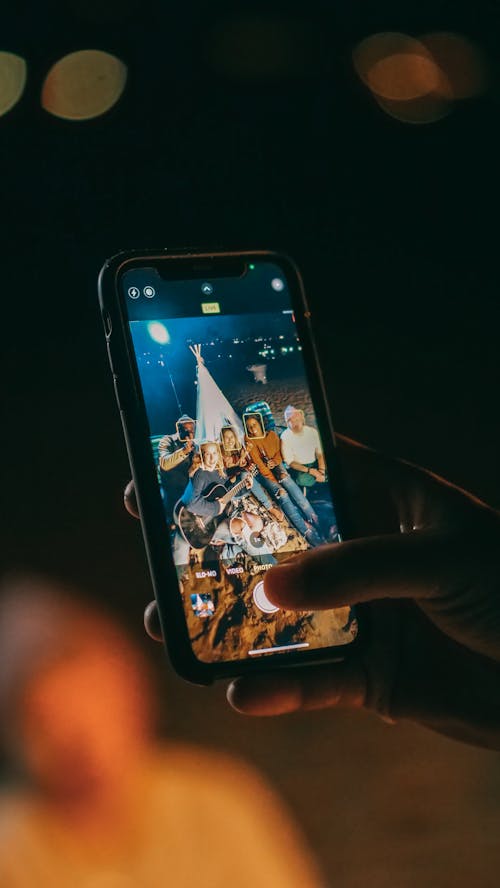 Δωρεάν στοκ φωτογραφιών με group selfie, iphone, smartphone