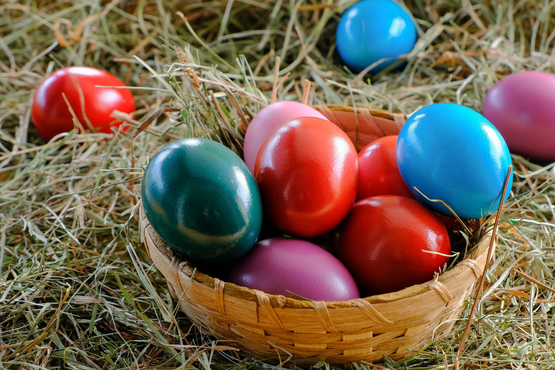 Bratislava Easter Markets 2026: Hunt for Handcrafted Eggs & Spring Treats on a Hostel Budget