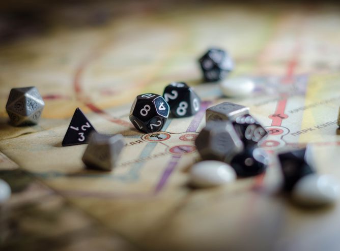 Online Casino: Spielautomaten und Live-Spiele im Überblick