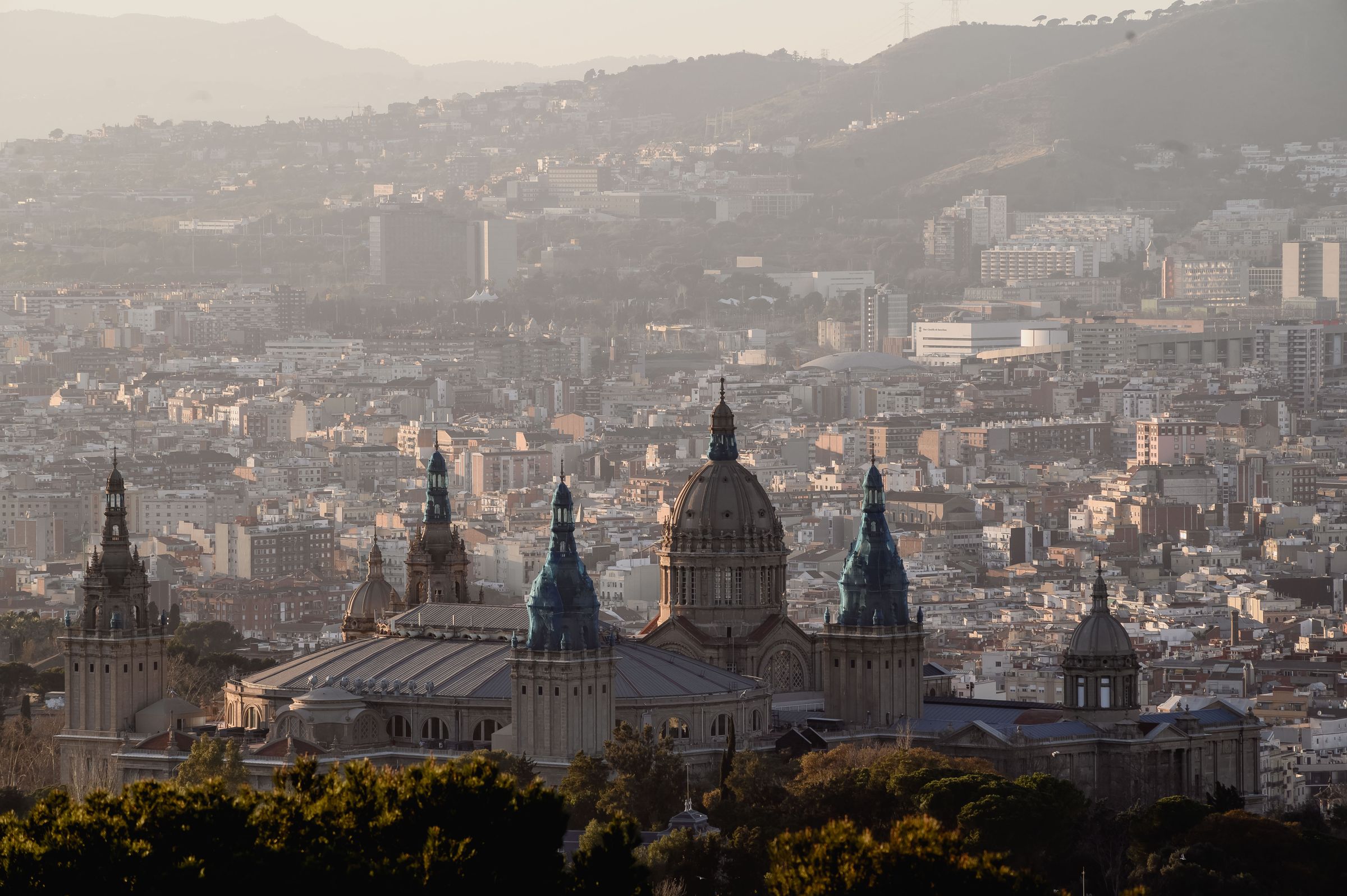 Barcelona Family Trip (Relaxed, 5 Days): Gaudí, Beaches & Playgrounds