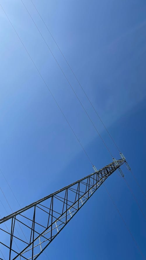 Foto d'estoc gratuïta de antena elèctrica, cel, cel blau