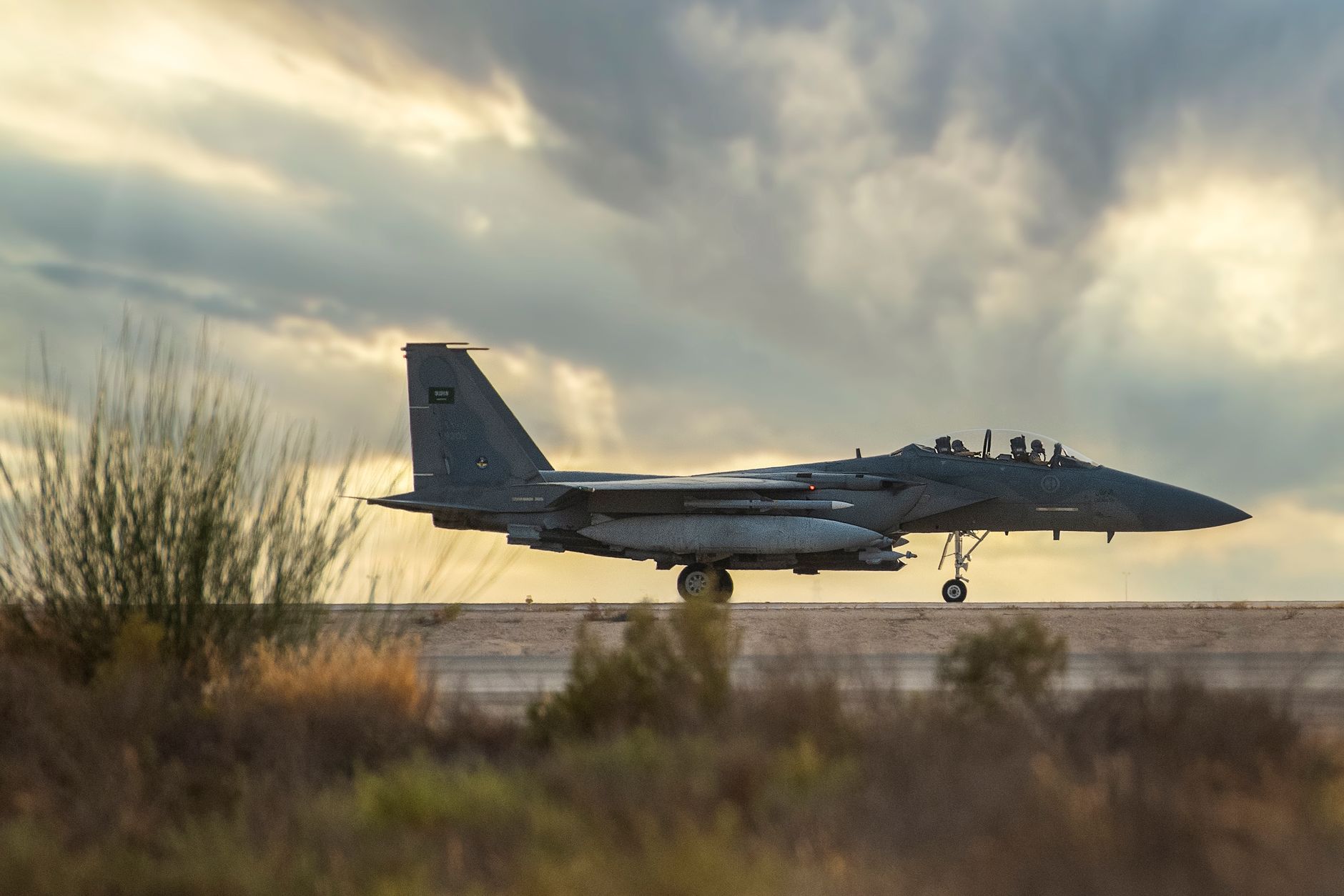 Saudi jets strike Iran-backed groups deep inside Iraq during war
