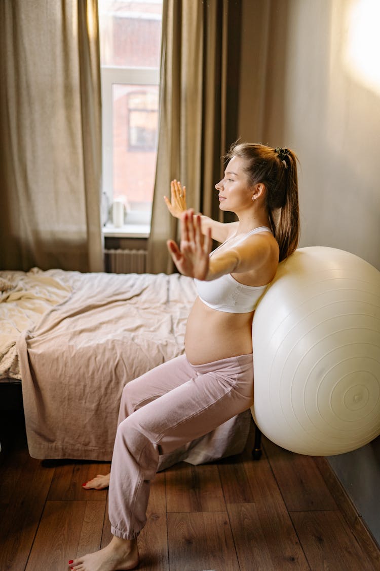 Pregnant Woman Doing Excercise 