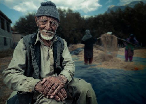 Δωρεάν στοκ φωτογραφιών με ανώτερος ενήλικας, ηλικιωμένος άνδρας, καπελάκι