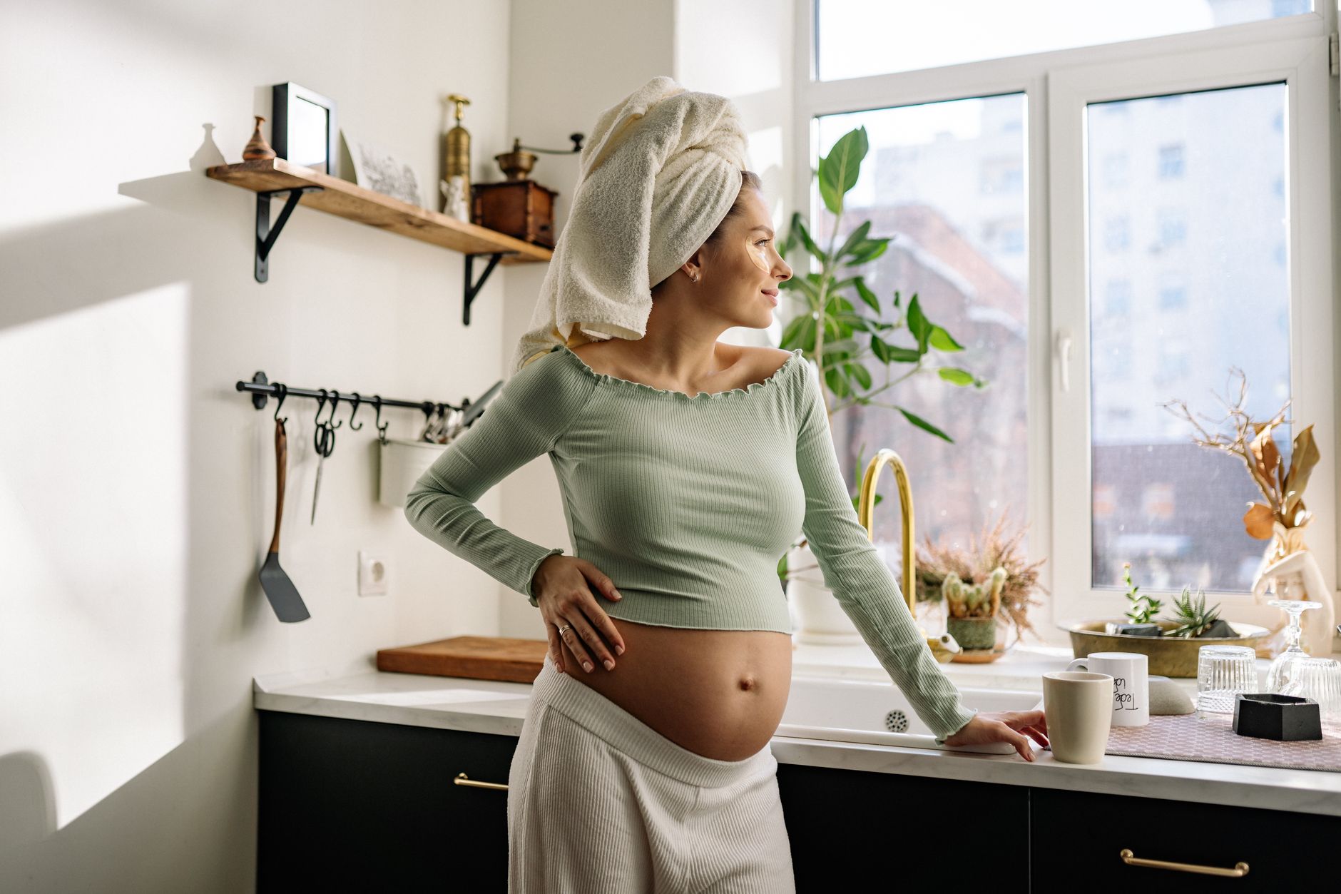 Pregorexia: Understanding and Managing Unhealthy Pregnancy Weight Concerns
