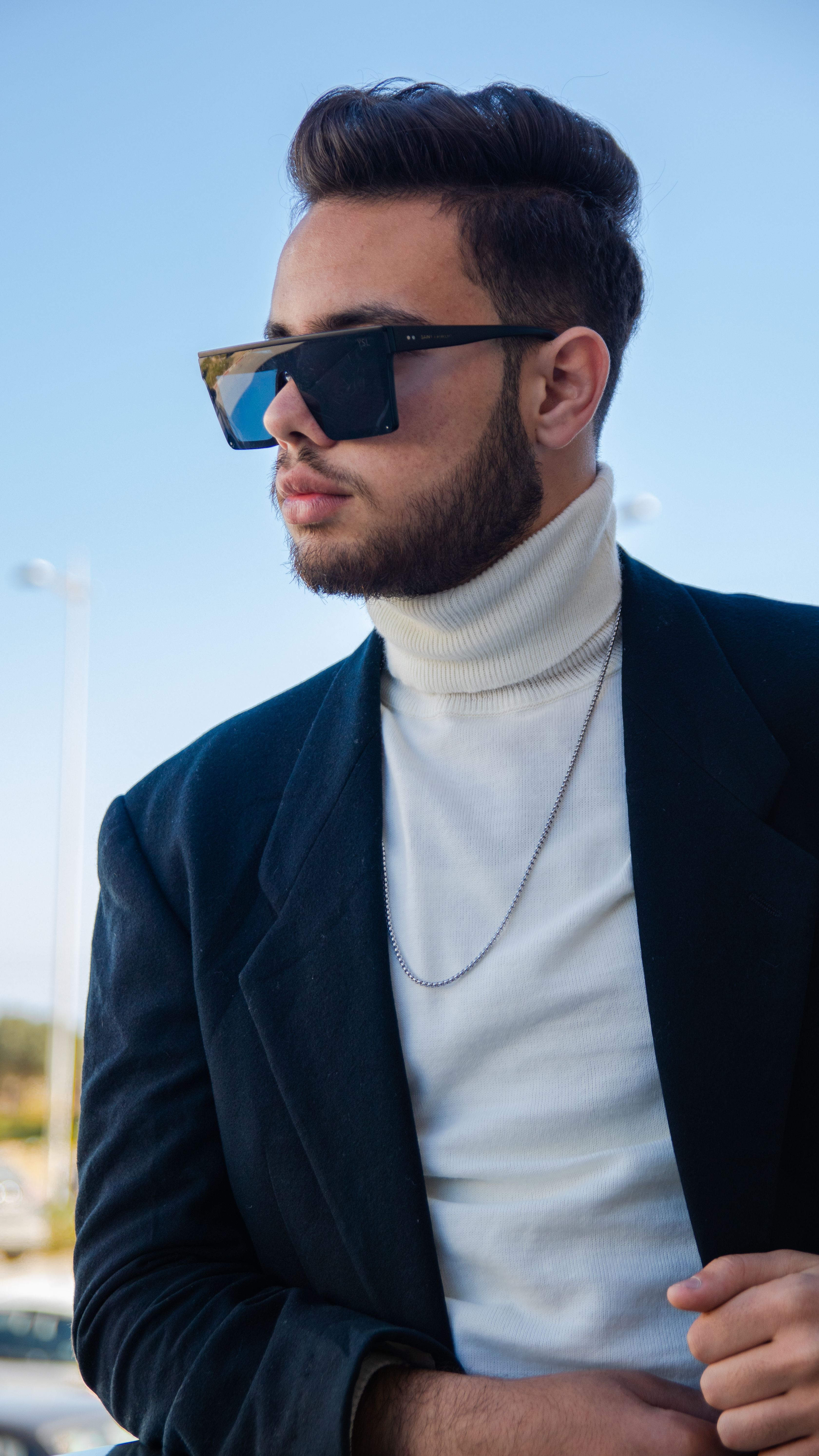 Blusa de Frio Gola Alta Preta