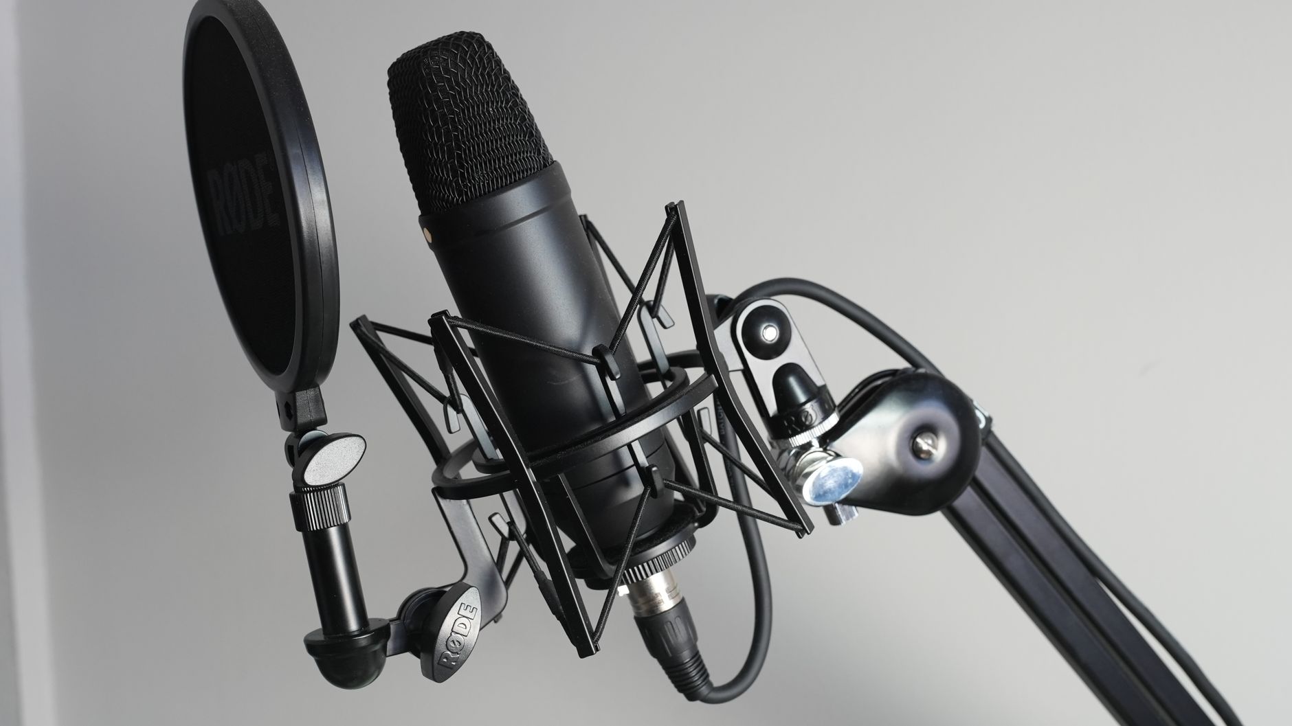 simple audio recording setup microphone