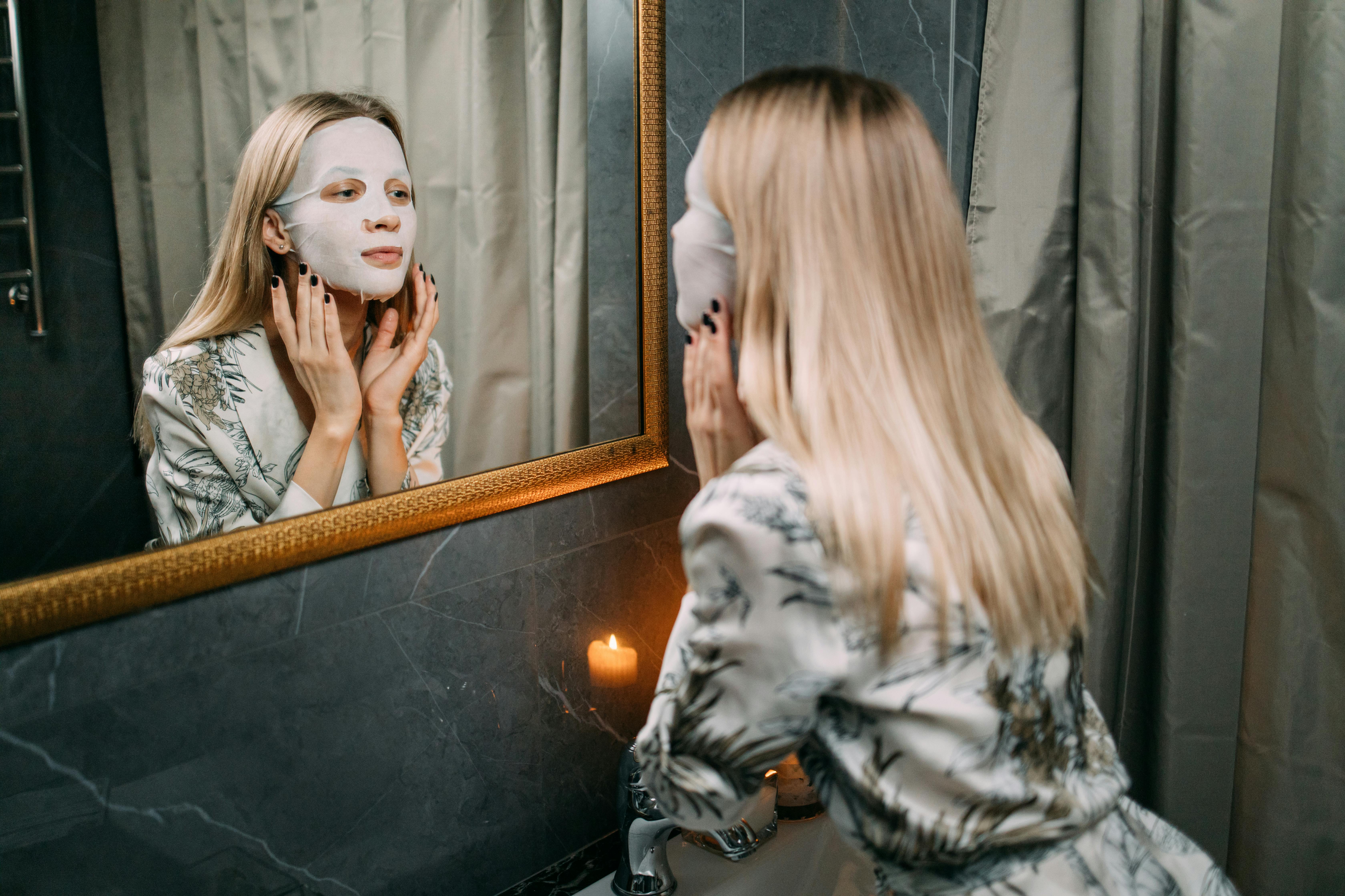 11 best celebrity beauty anti-aging skin hacks — including the $20 moisturizer Jennifer Garner swears by — Photo by Ivan S on