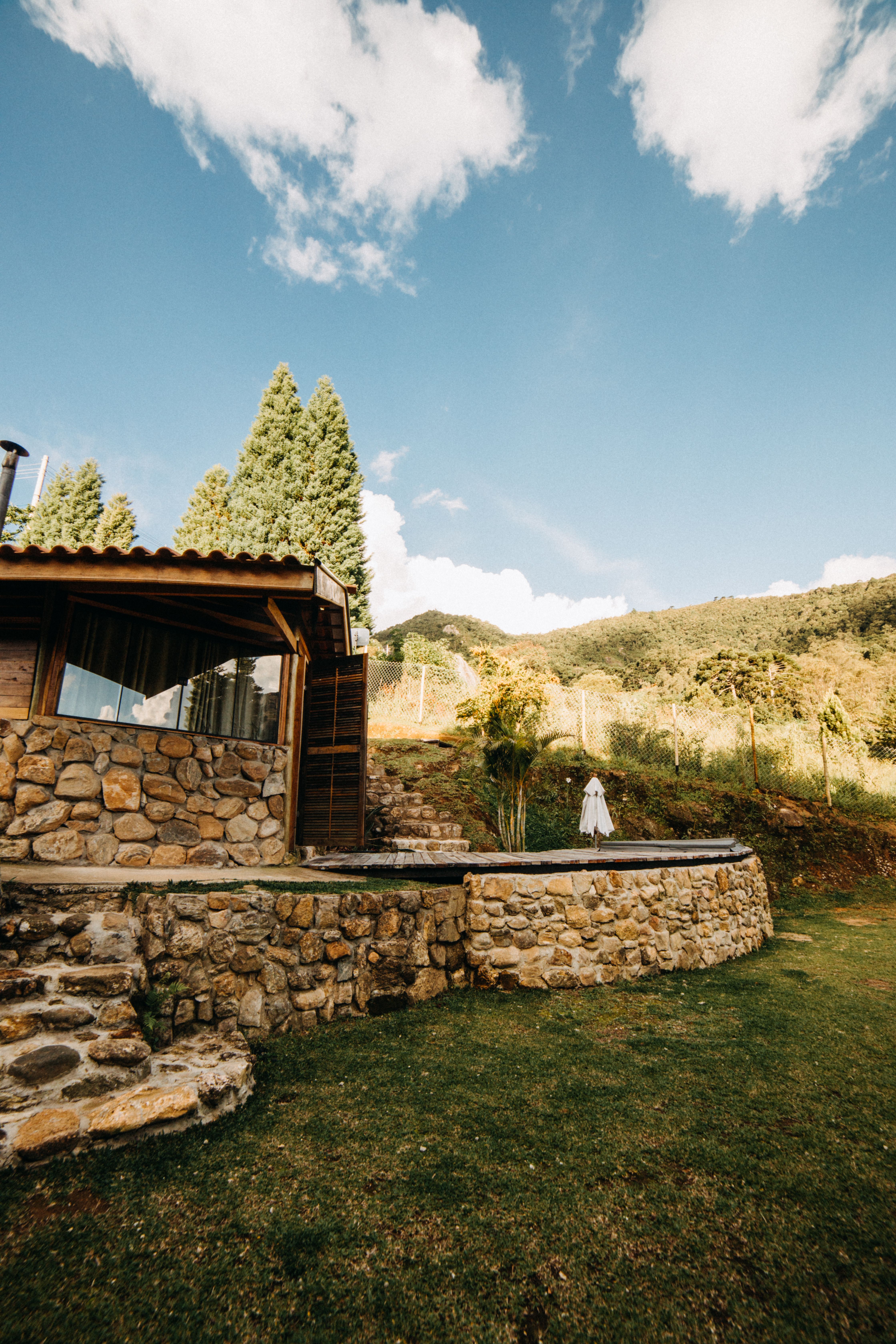Aged stone house in countryside · Free Stock Photo