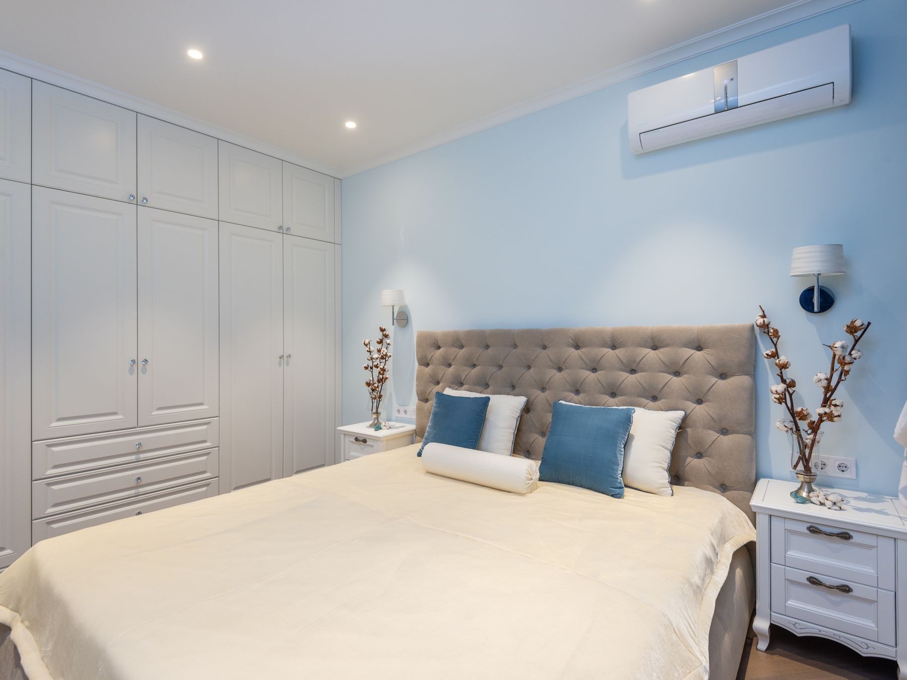 Interior Painting in Southfields — woodwork brushed to a crisp, smooth line