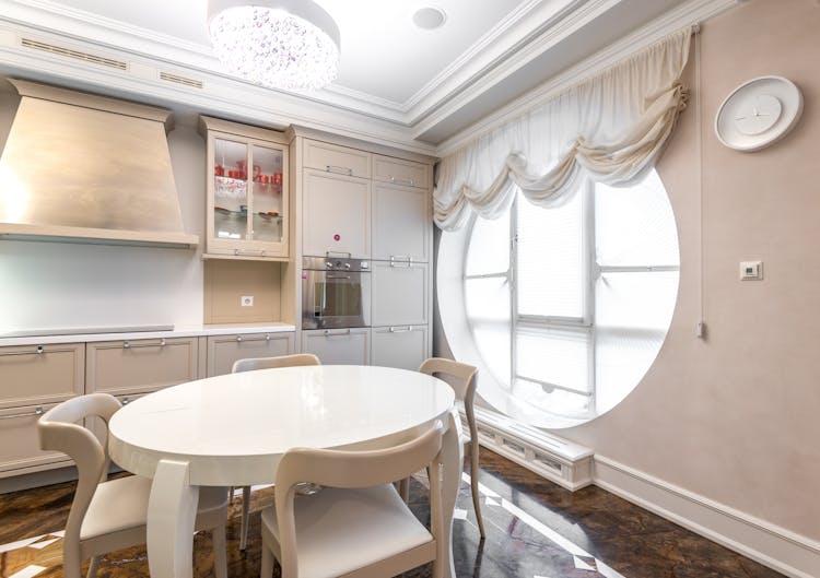 Luxury White Kitchen Interior Design