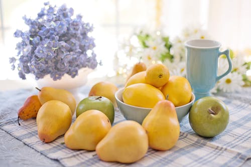 Kostenloses Stock Foto zu apfel, birnen, blumen