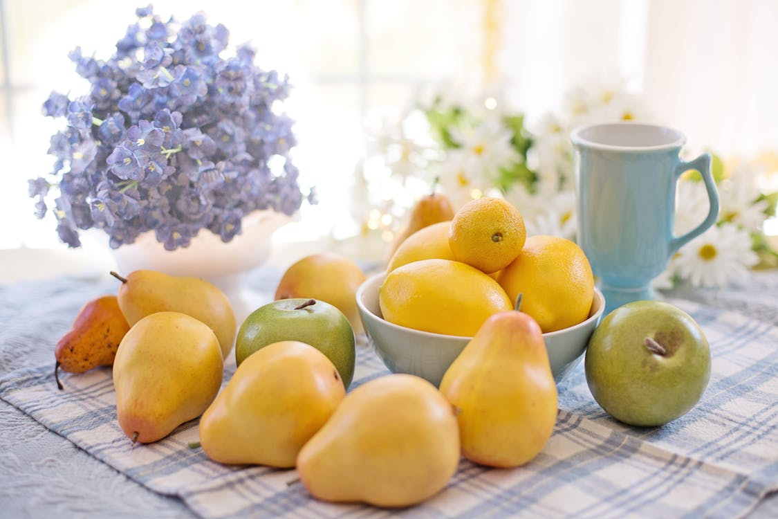 Kostenloses Stock Foto zu apfel, birnen, blumen